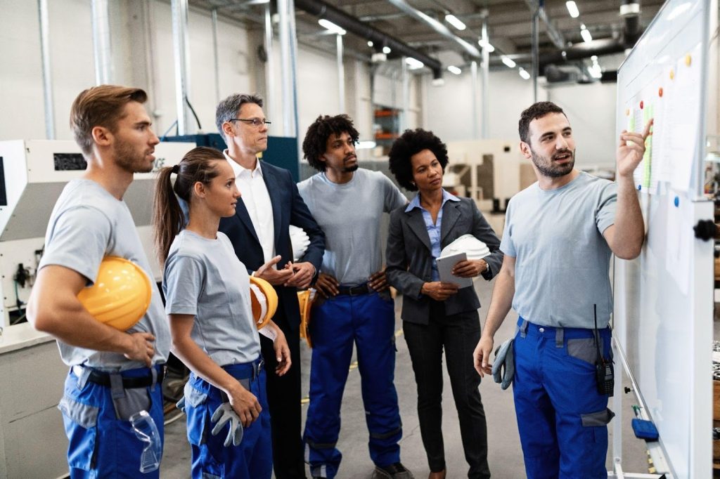 Reduce Tri R Workplace Safety: How to Lower TRIR Effectively